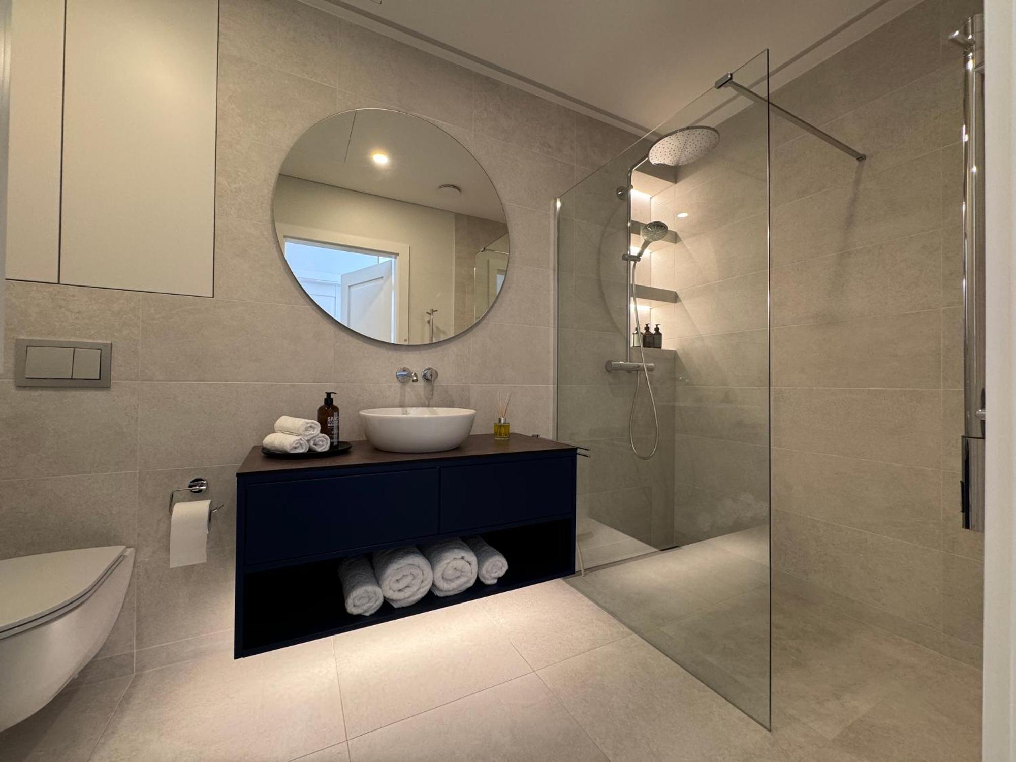 D33 Vilnius - Brand New Luxury Apartment With Terrace, Garden, Ac And Parking المظهر الخارجي الصورة